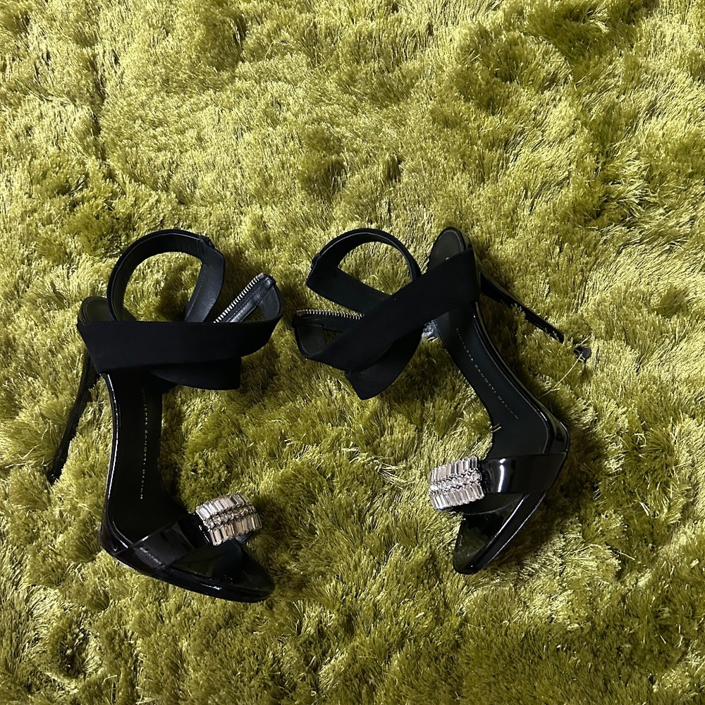 Giuseppe black stiletto heels open tioe